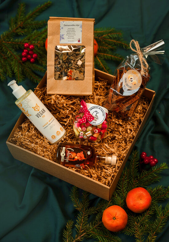 ZIEMASSVĒTKU BRĪNUMS